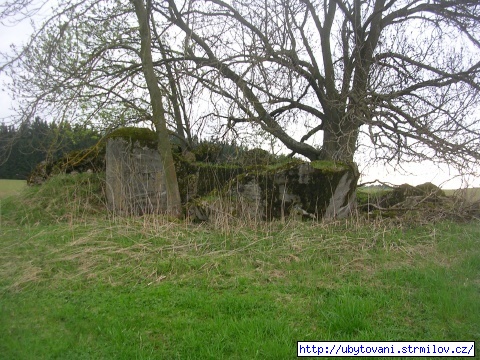 2. Bunkr mezi Strmilovem a Jeníkovem