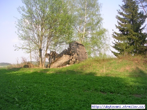 Bunkr na pozemku připadajícímu k rekreačnímu objektu Vodní ráj