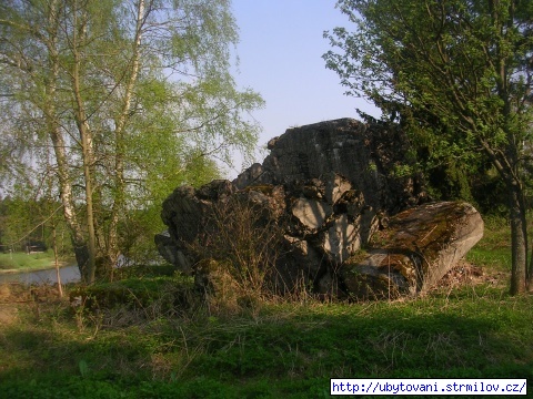 Bunkr na pozemku připadajícímu k rekreačnímu objektu Vodní ráj