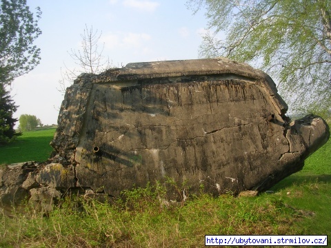 Bunkr na pozemku připadajícímu k rekreačnímu objektu Vodní ráj