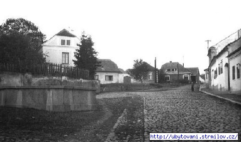 Vokáčovo náměstí