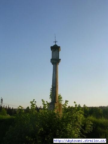 Barokní boží muka u Kunžaku směrem na Terezín