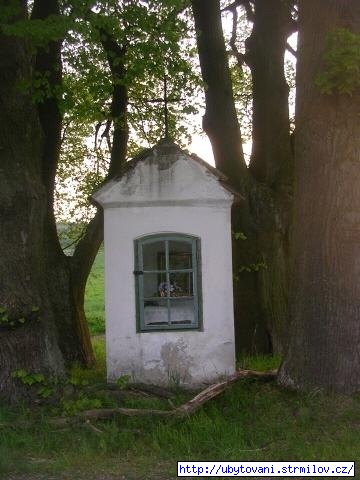 Kaplička u Leštiny