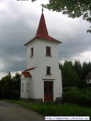 Kaplička v Mostech