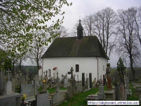 Románský kostel sv. Ondřeje na strmilovském hřbitově
