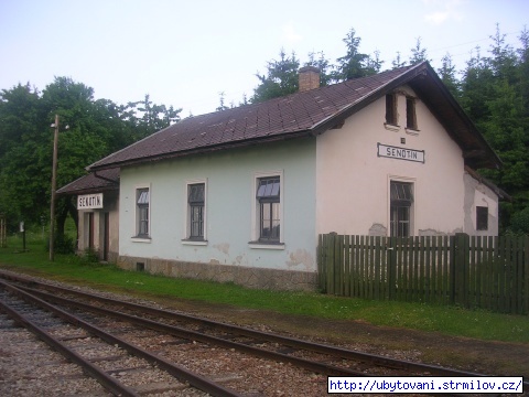 Zastávka Senotín